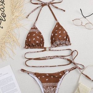 SHEIN - PAISLEY TRIANGLE HALTER THONG BIKINI - BEOWN